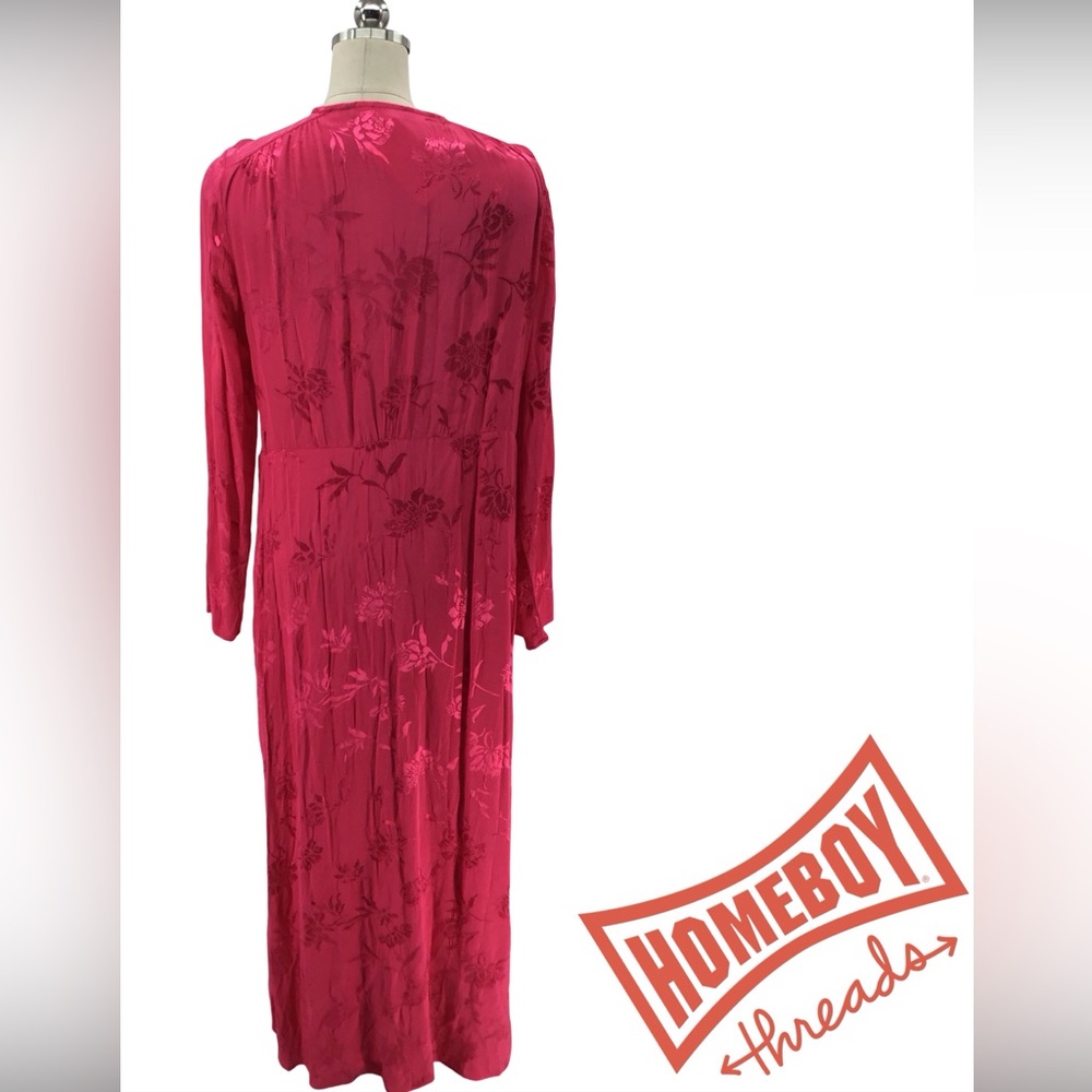 Zara Fuchsia Floral Robe - Picture 2 of 5